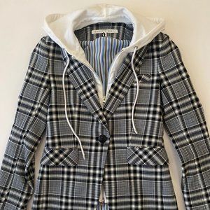 Gorgeous 0 Veronica Beard black-white-blue plaid blazer with white hoodie dickey